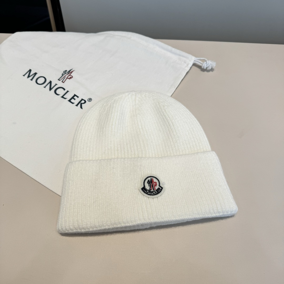 몽클레어 몽클레르(Moncler) 프리미엄 로고 니트 비니 모자