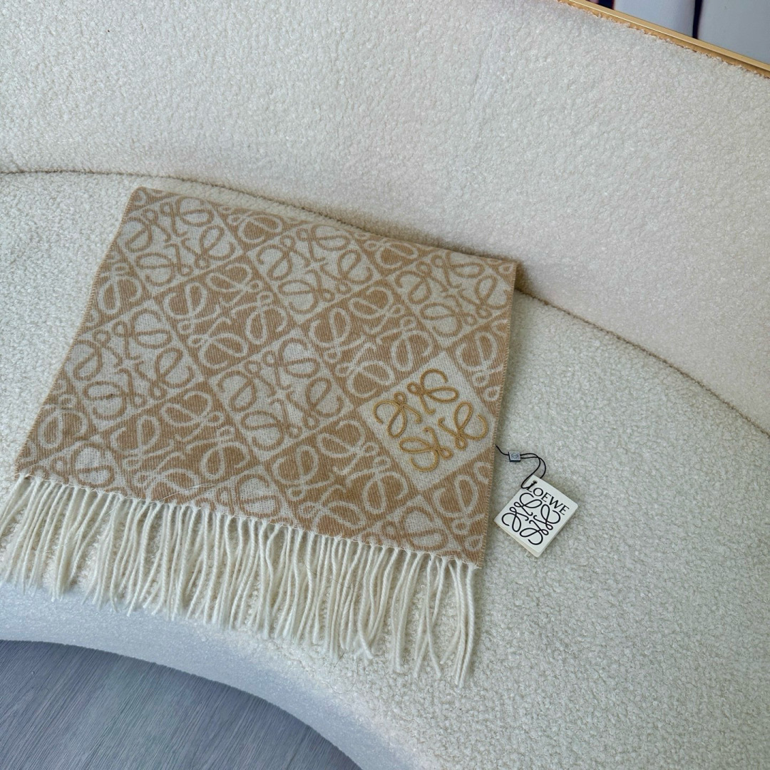 LOEWE 로에베 · 아나그램 플로킹 자수 체크 머플러 목도리 스카프