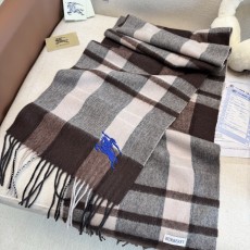 Burberry 버버리 · 클래식 체크 에퀘스트리안 로고 머플러 목도리 스카프