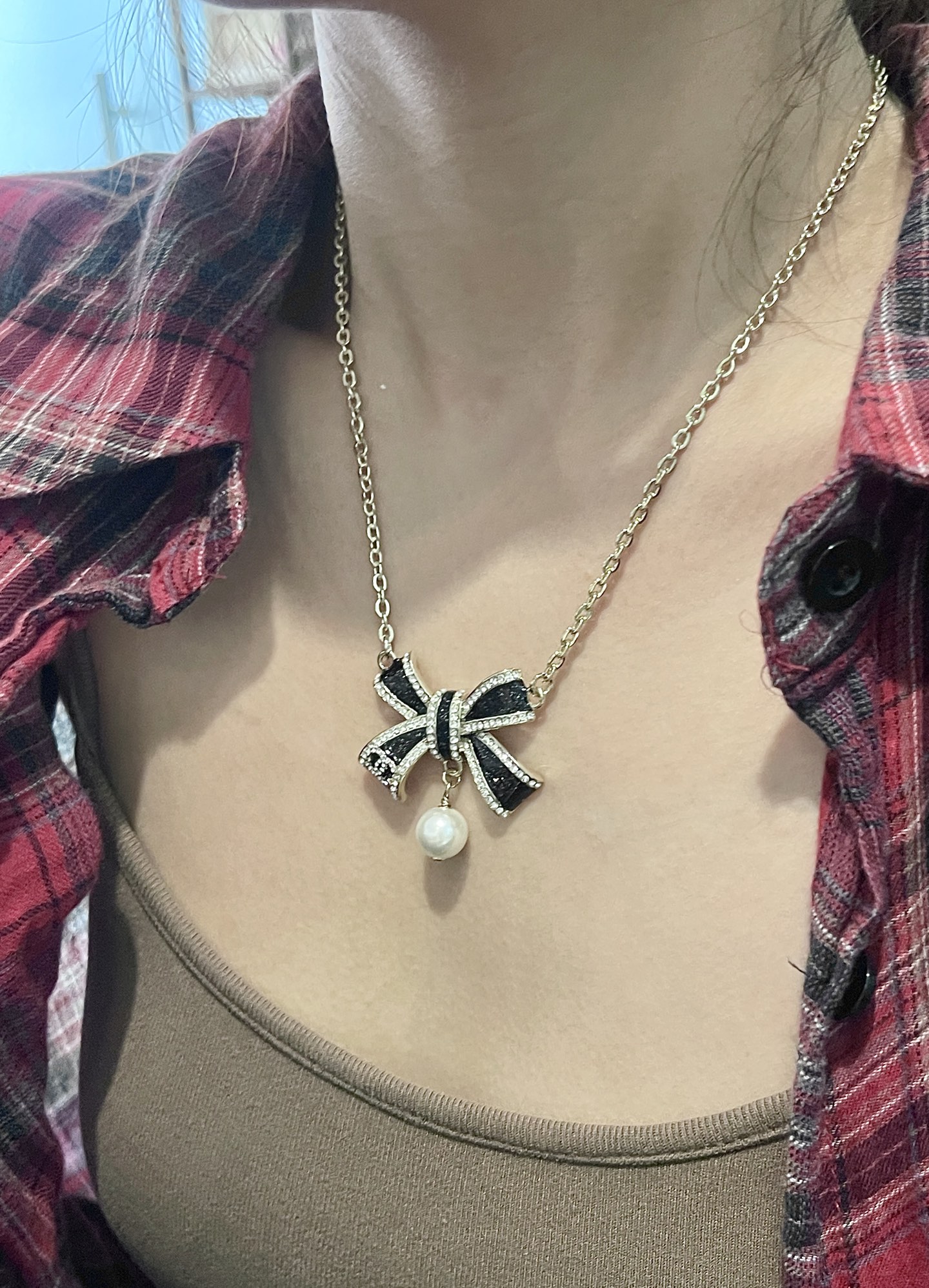 Chanel 샤넬 · 블랙&골드 리본 진주 드롭 목걸이 악세사리