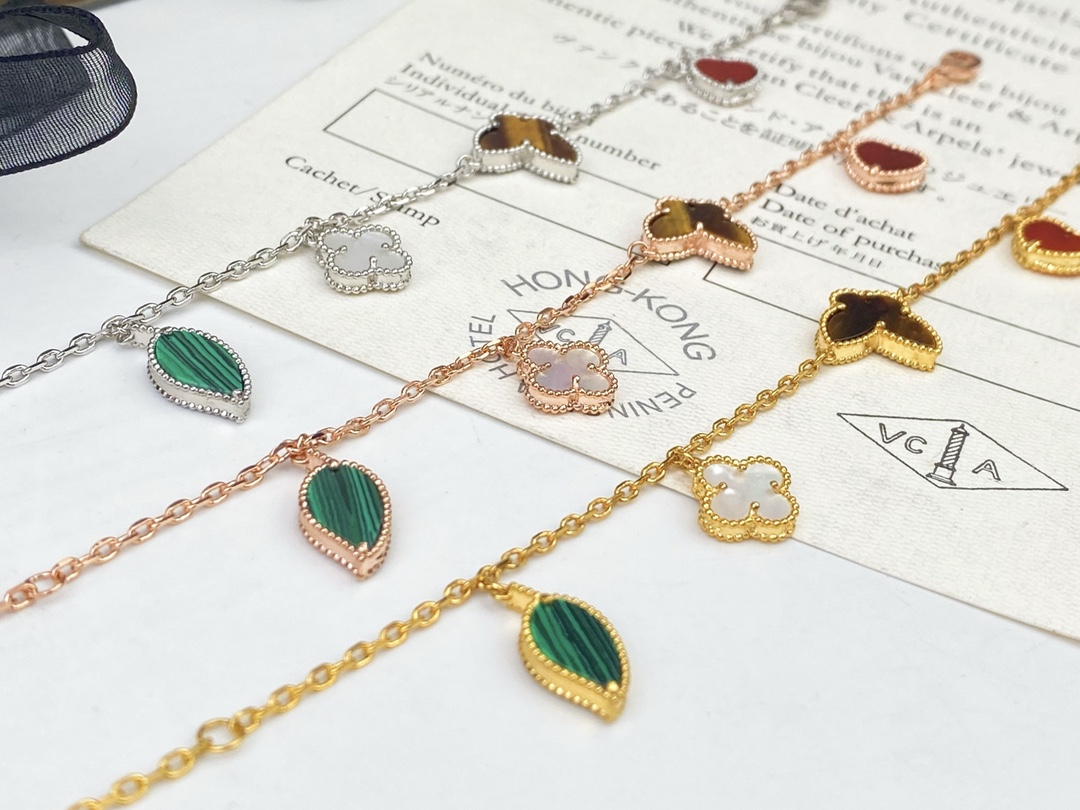 Van Cleef & Arpels VCA · 반클리프 아펠 4구 멀티 모티프 팔찌