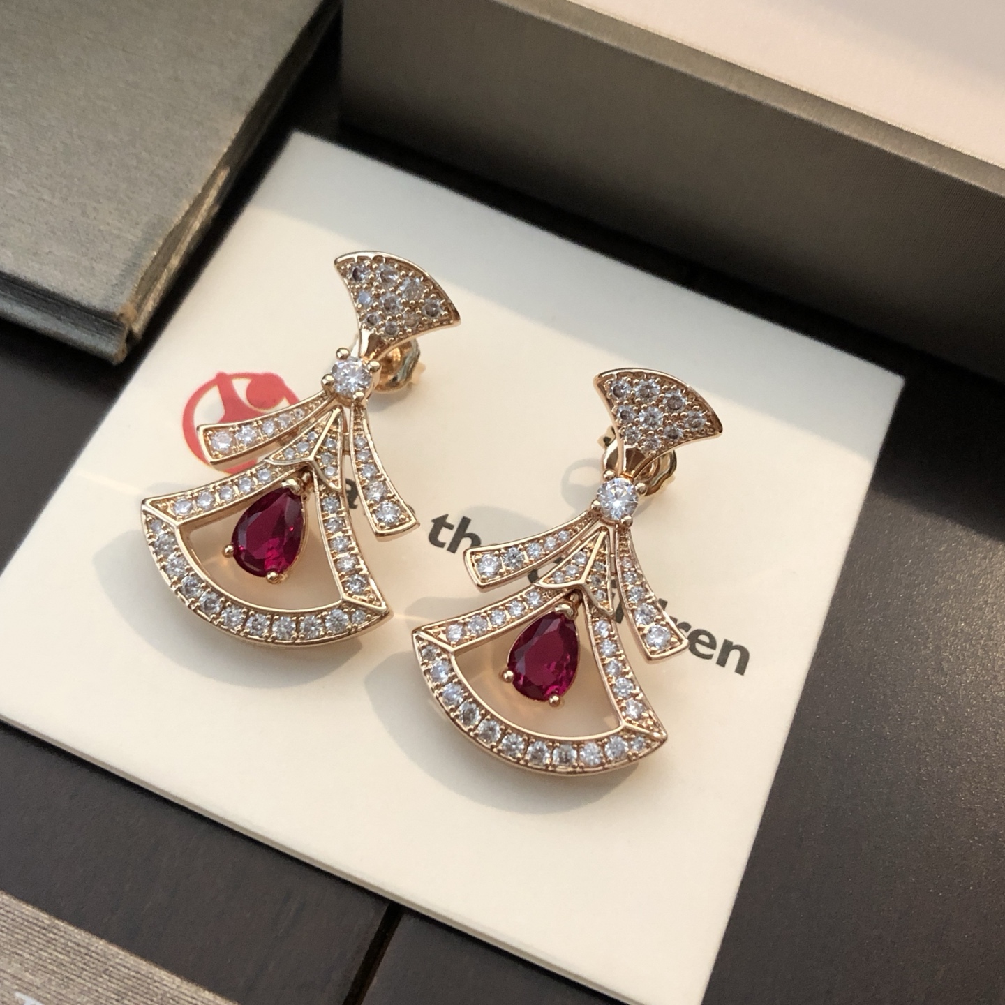 Bvlgari 불가리 디바스 드림 커트아웃 귀걸이 악세사리