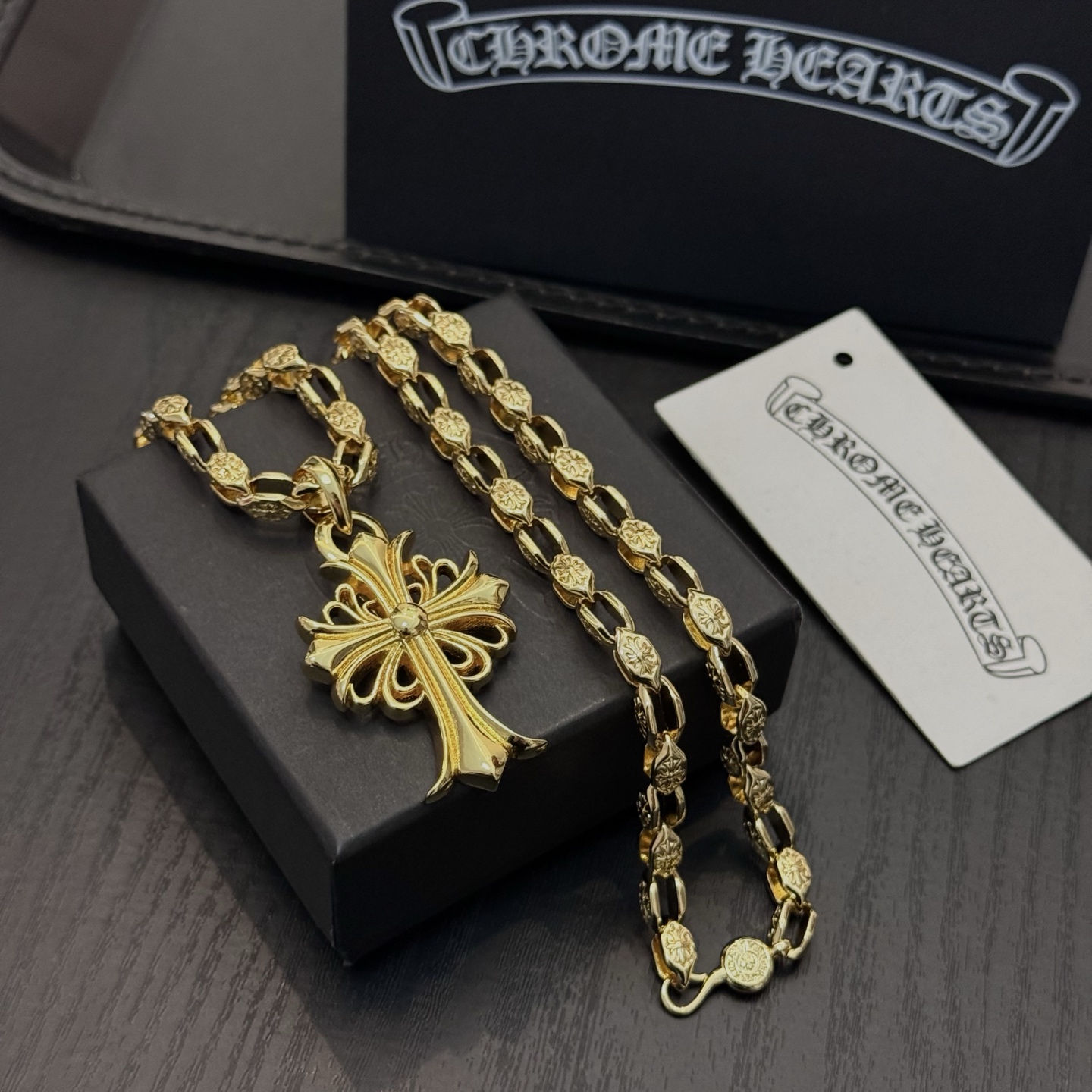 크롬하츠(Chrome Hearts) 클래식 굵은 고리 십자가 목걸이 악세사리