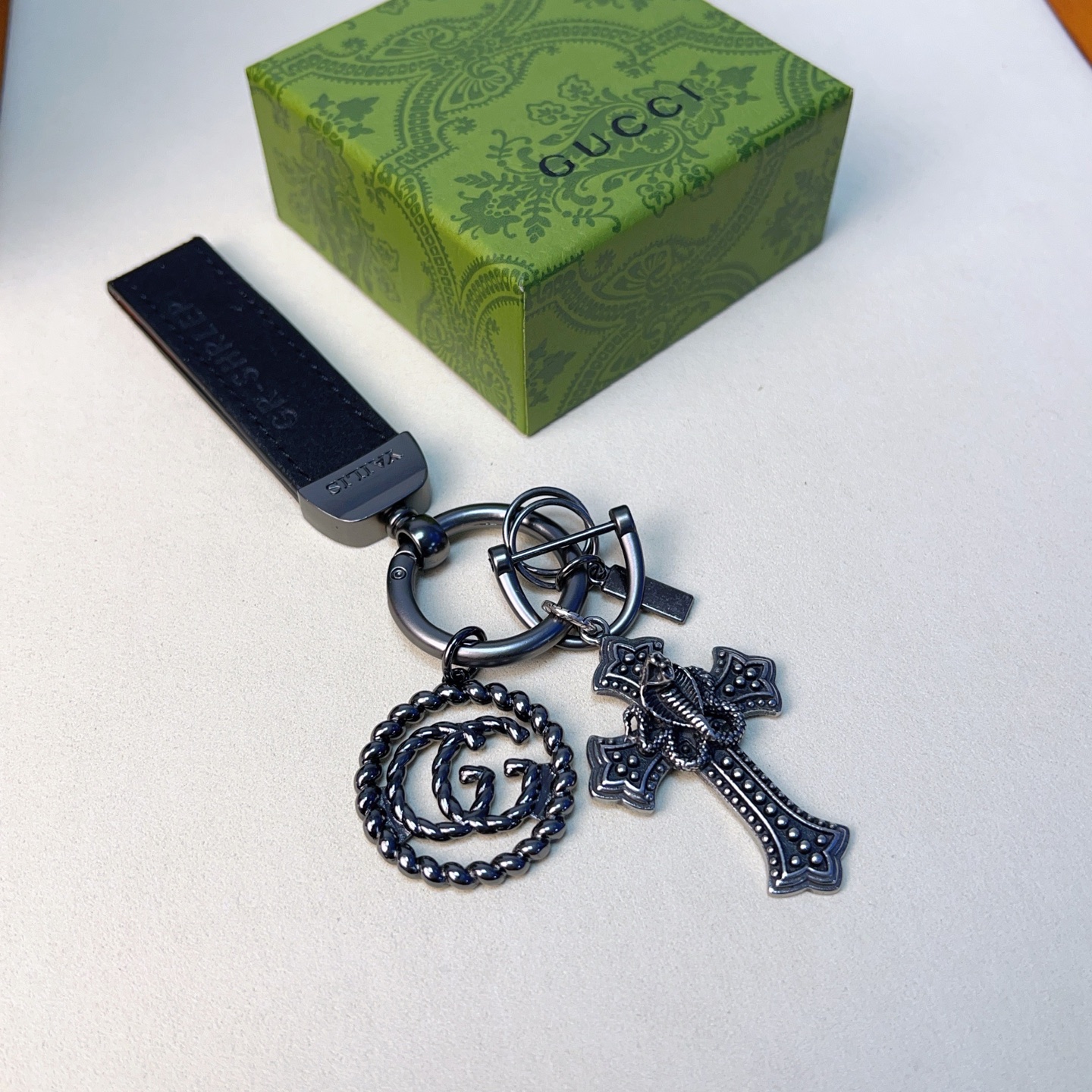 구찌(Gucci) 앤거 포레스트(Anger Forest) GG 키링 악세사리