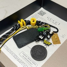 구찌(Gucci) Anger Forest 앤거 포레스트 GG 빈티지 키링 악세사리