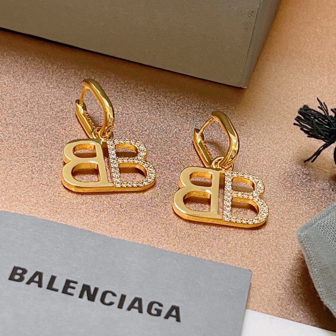 발렌시아가(Balenciaga) 레이어드 링 이어링 (시그니처 시리즈) 귀걸이 악세사리