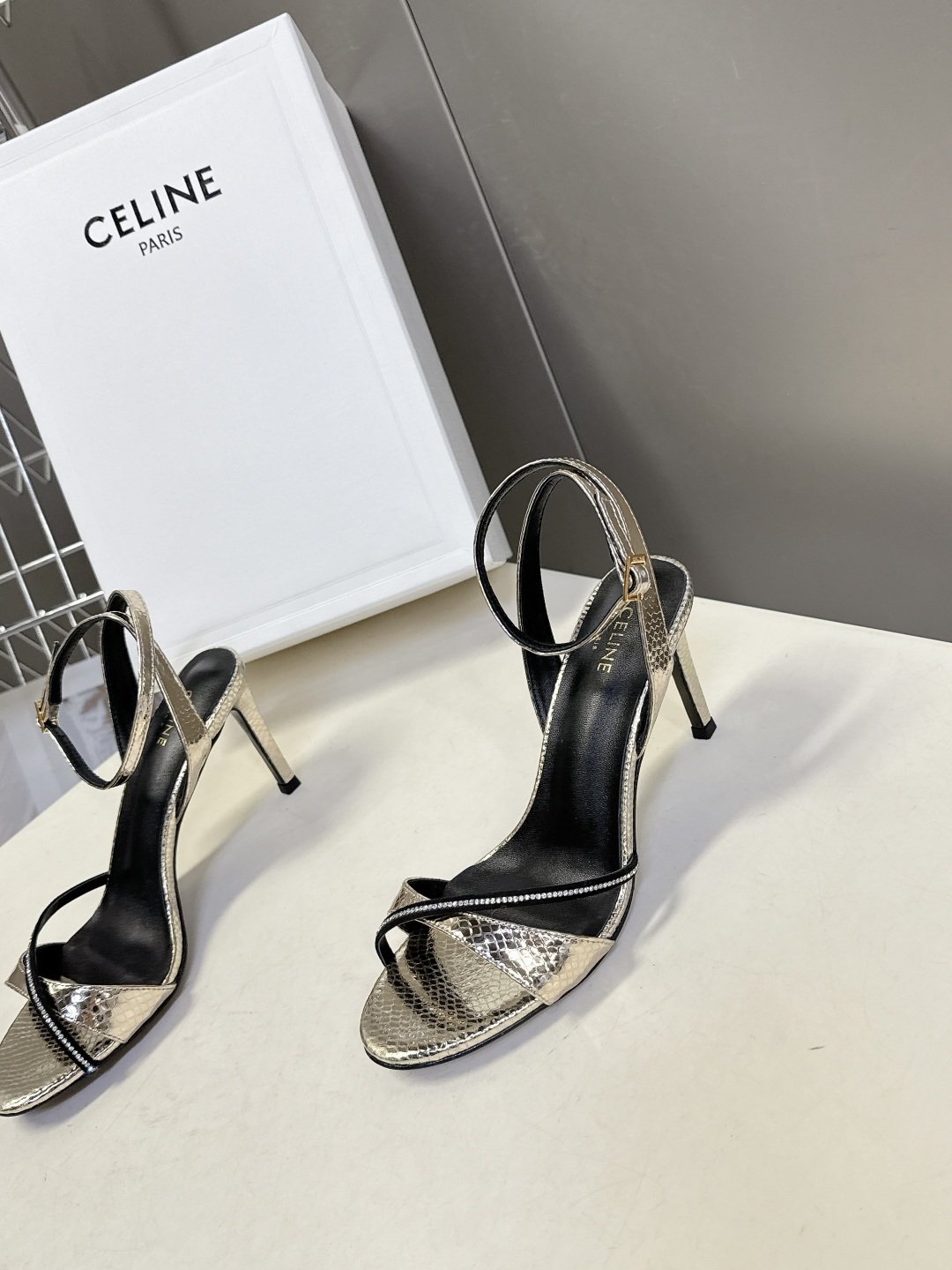 Celine 셀린느 런웨이 크리스탈 포인티드 펌프스 힐 구두 신발 8cm