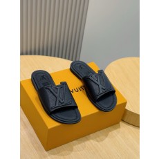 루이비통(Louis Vuitton) LV 워터프론트(Waterfront) 모노그램 슬라이드 슬리퍼 신발