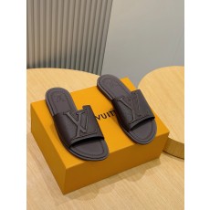 루이비통(Louis Vuitton) LV 워터프론트(Waterfront) 모노그램 슬라이드 슬리퍼 신발