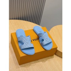 루이비통(Louis Vuitton) LV 워터프론트(Waterfront) 모노그램 슬라이드 슬리퍼 신발