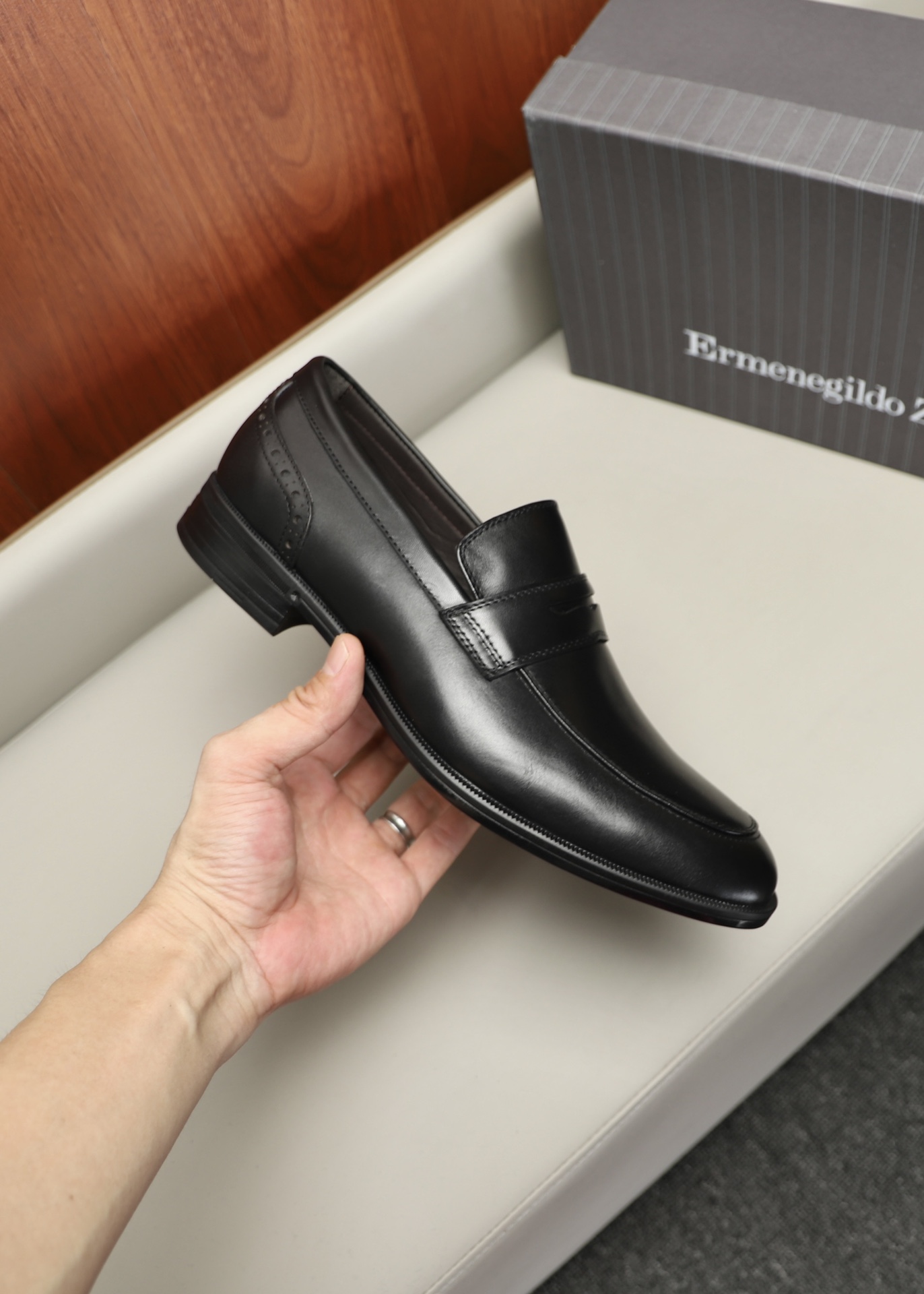 제냐(Zegna) 슬립온 뉴 시즌 럭셔리 로퍼 구두 신발