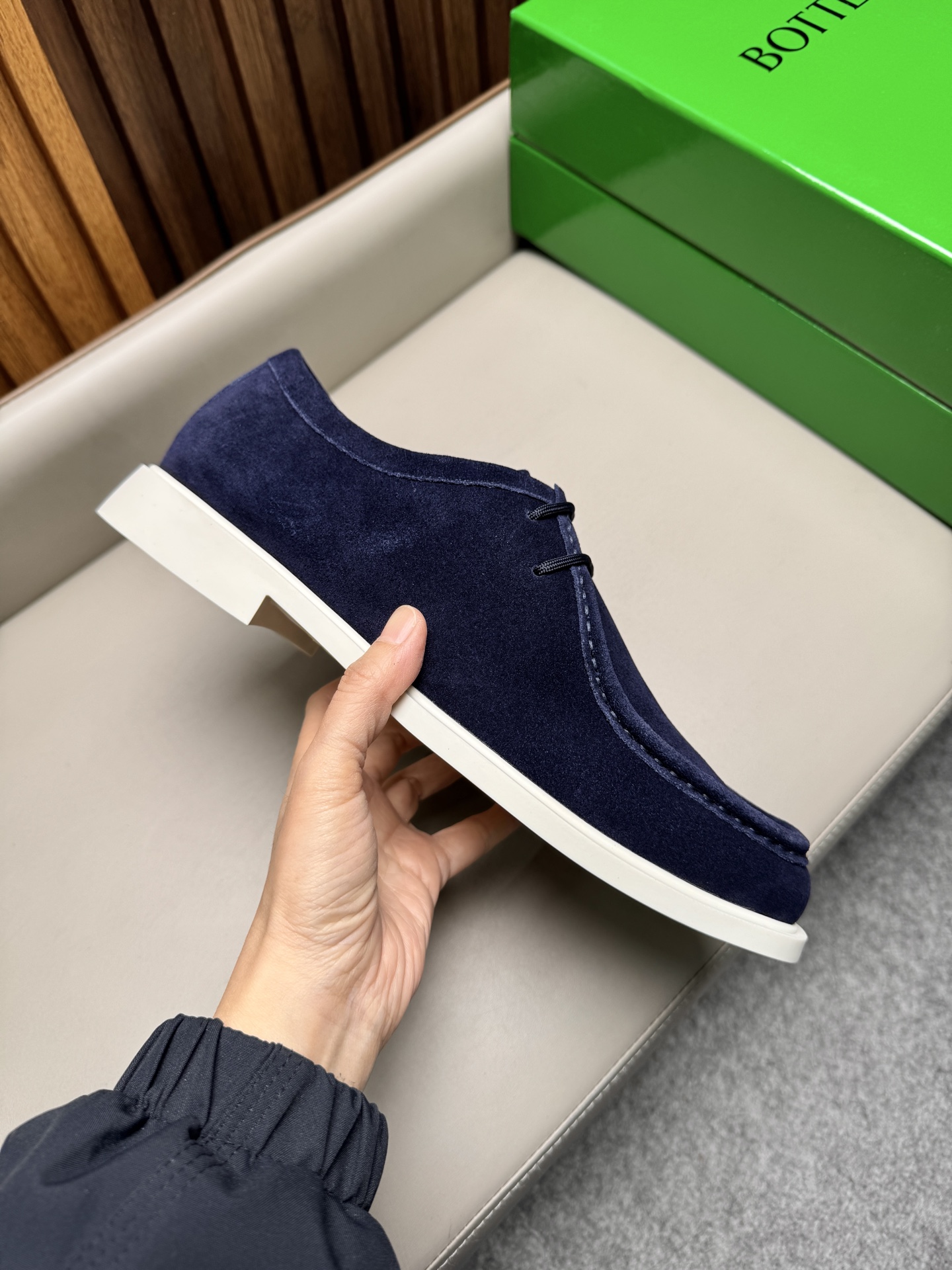 보테가 베네타(Bottega Veneta) 남성 캐주얼 슈즈 로퍼 구두 신발