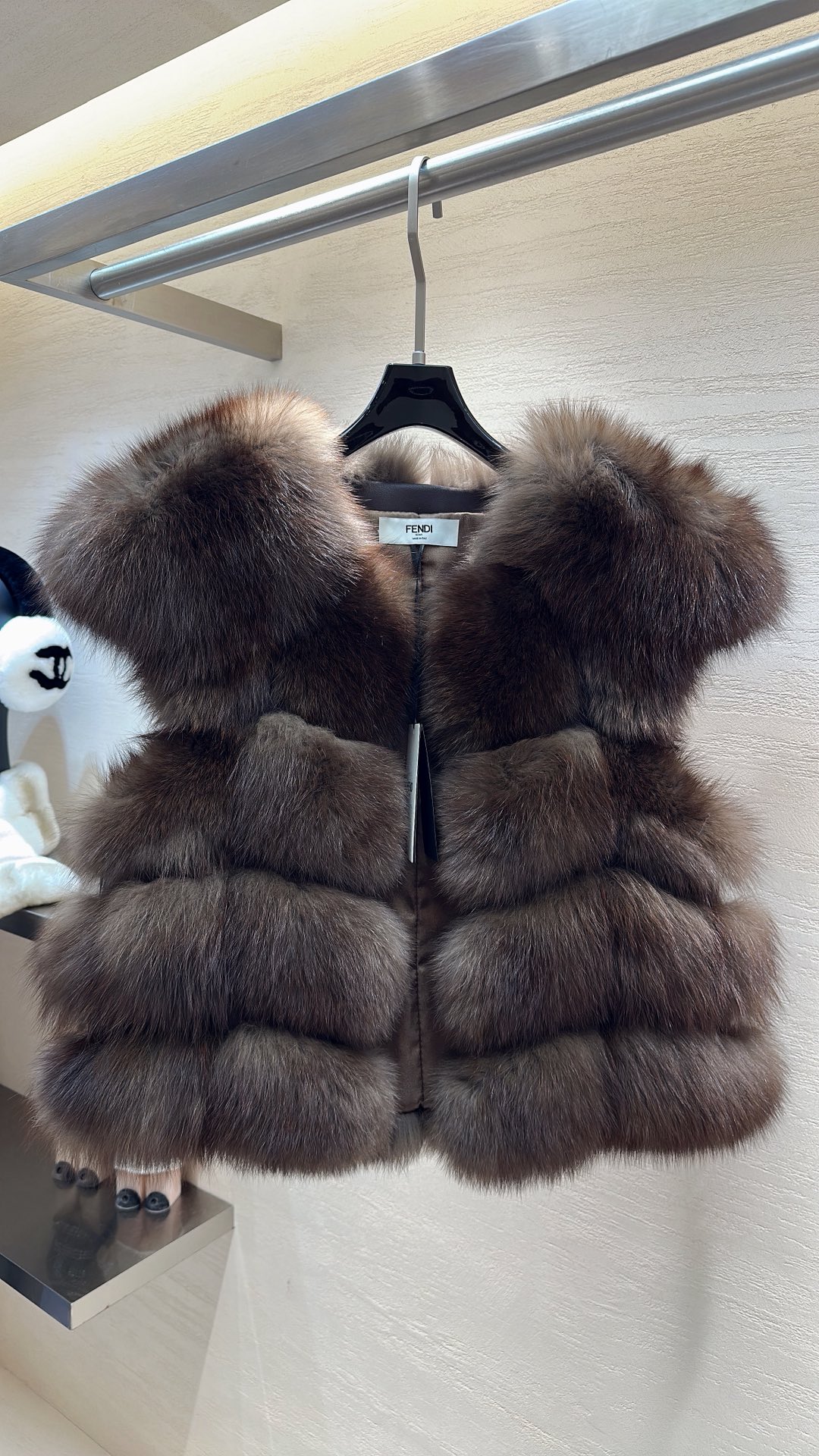 펜디(Fendi) 실버폭스 퍼 베스트 조끼 의류