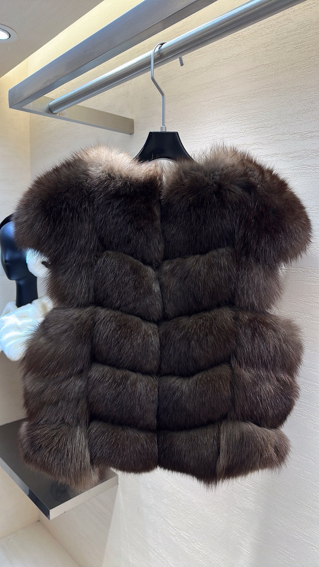 펜디(Fendi) 실버폭스 퍼 베스트 조끼 의류