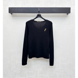 생로랑(Saint Laurent) YSL 슬림핏 V넥 로고 로고 니트 의류