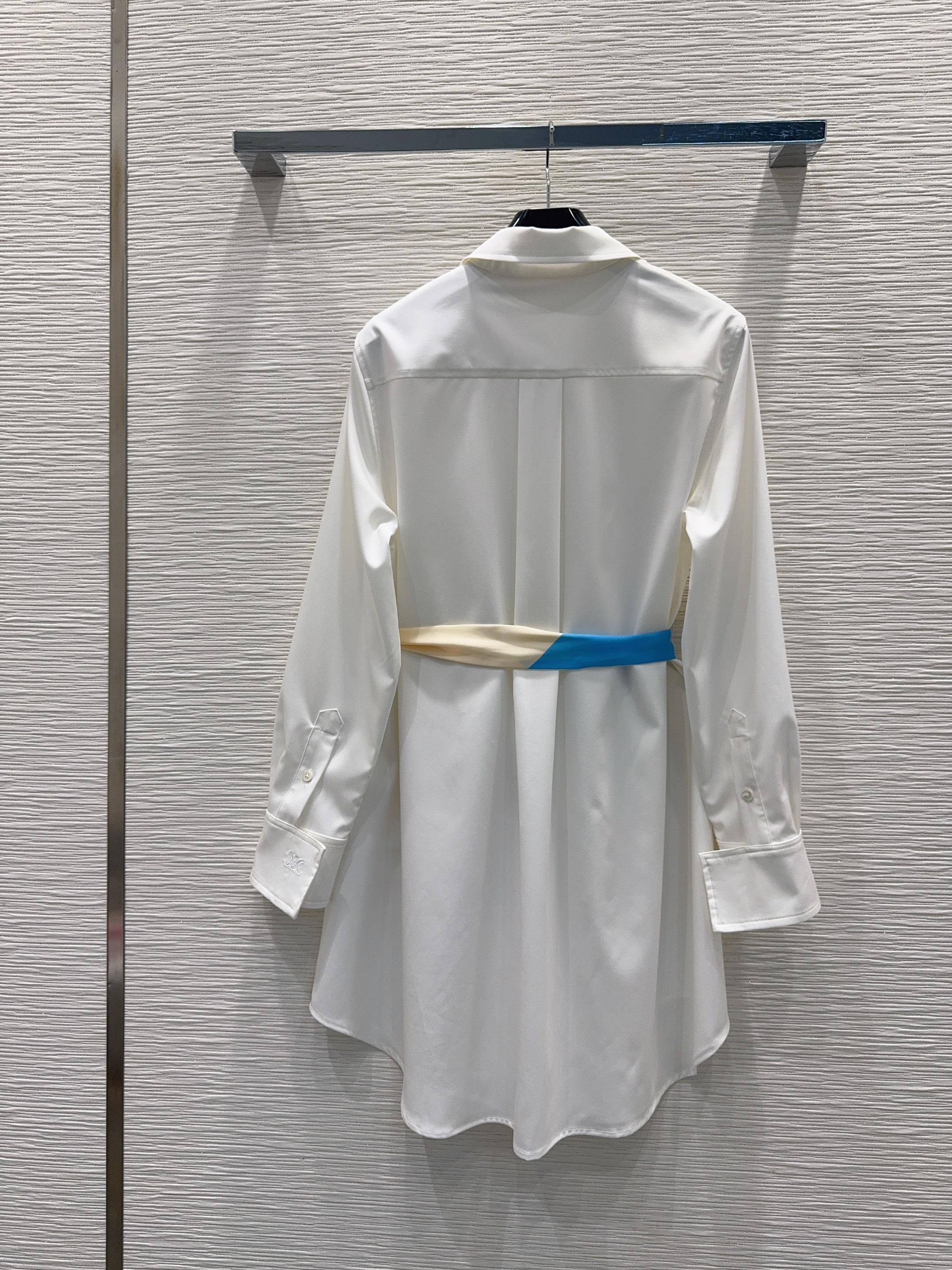 LV 루이비통 프리미엄 셔츠 블라우스 (Luxury Blouse) 의류