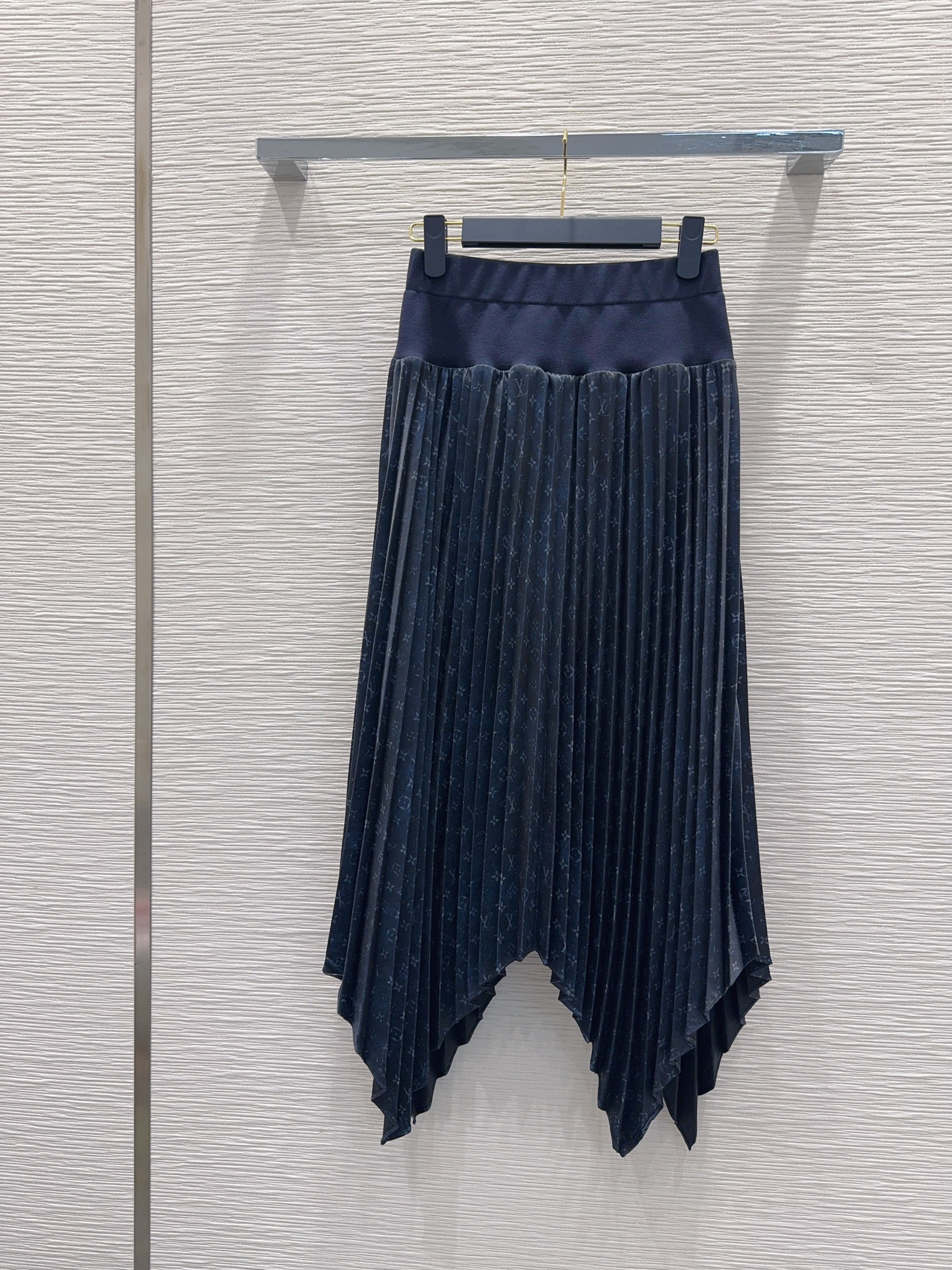 LV 루이비통 클래식 시크 미니/미디 스커트 치마 의류