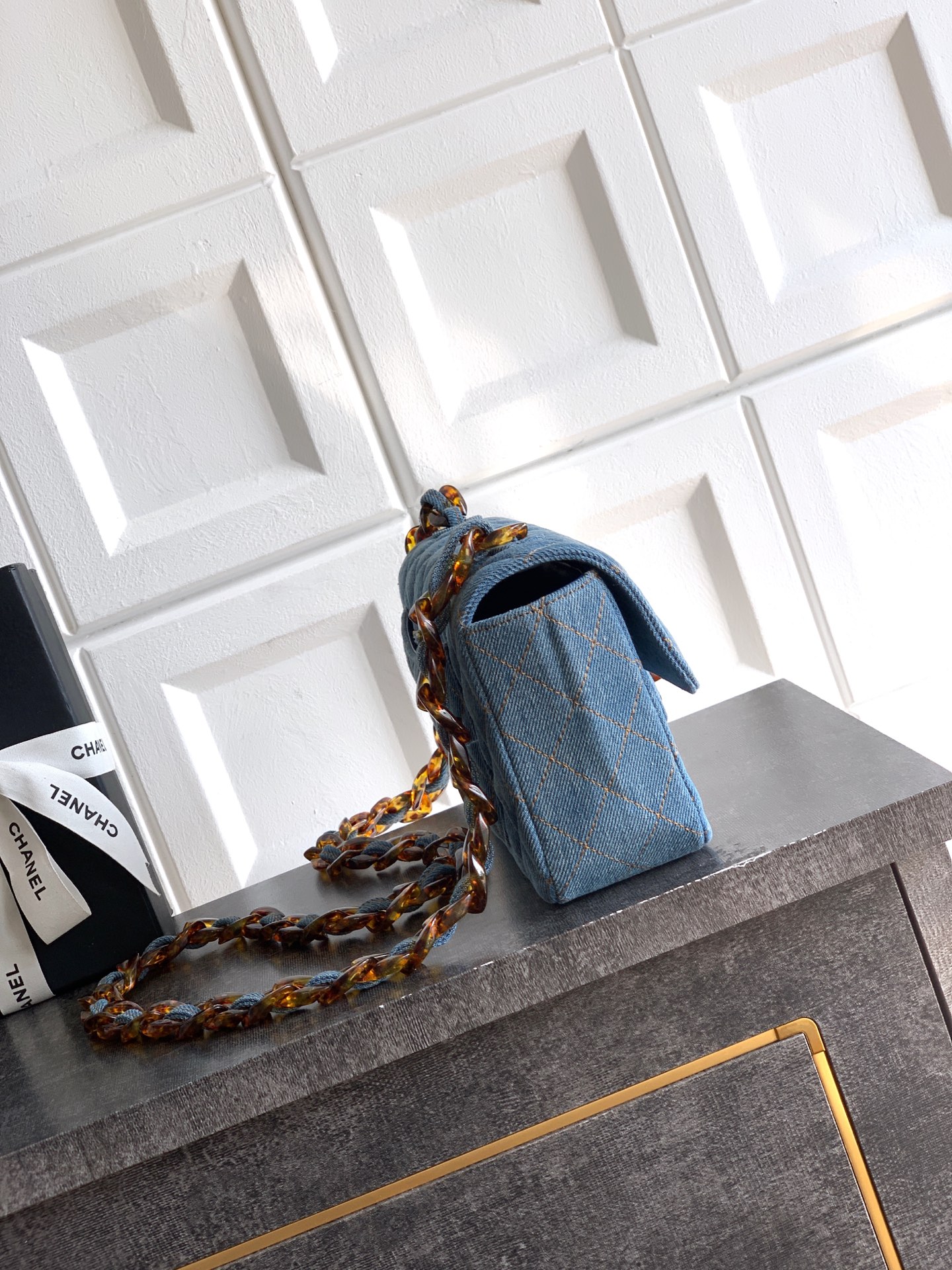 CHANEL 샤넬  빈티지 아카이브 레진 앰버 CF백 가방 Medium 23cm