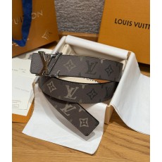 LV 루이비통 디멘션 모노그램 헤리티지 40mm 양면 벨트