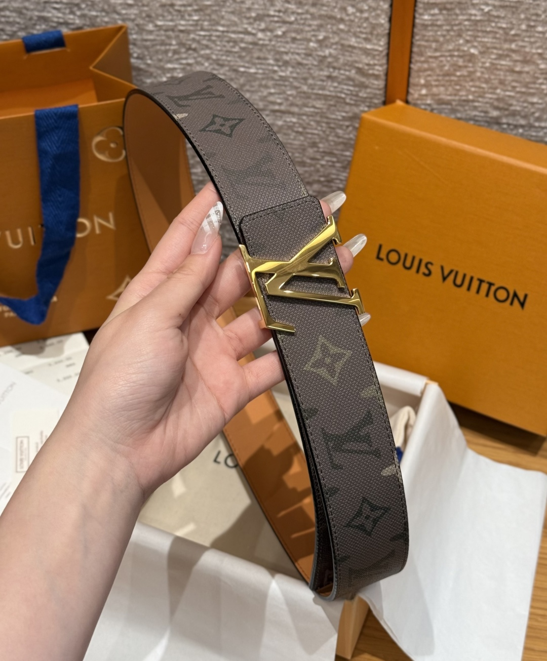 LV 루이비통 디멘션 모노그램 헤리티지 40mm 양면 벨트
