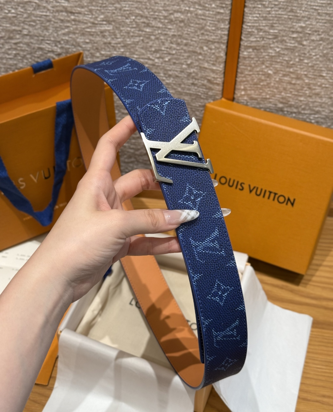 LV 루이비통 디멘션 모노그램 헤리티지 40mm 양면 벨트