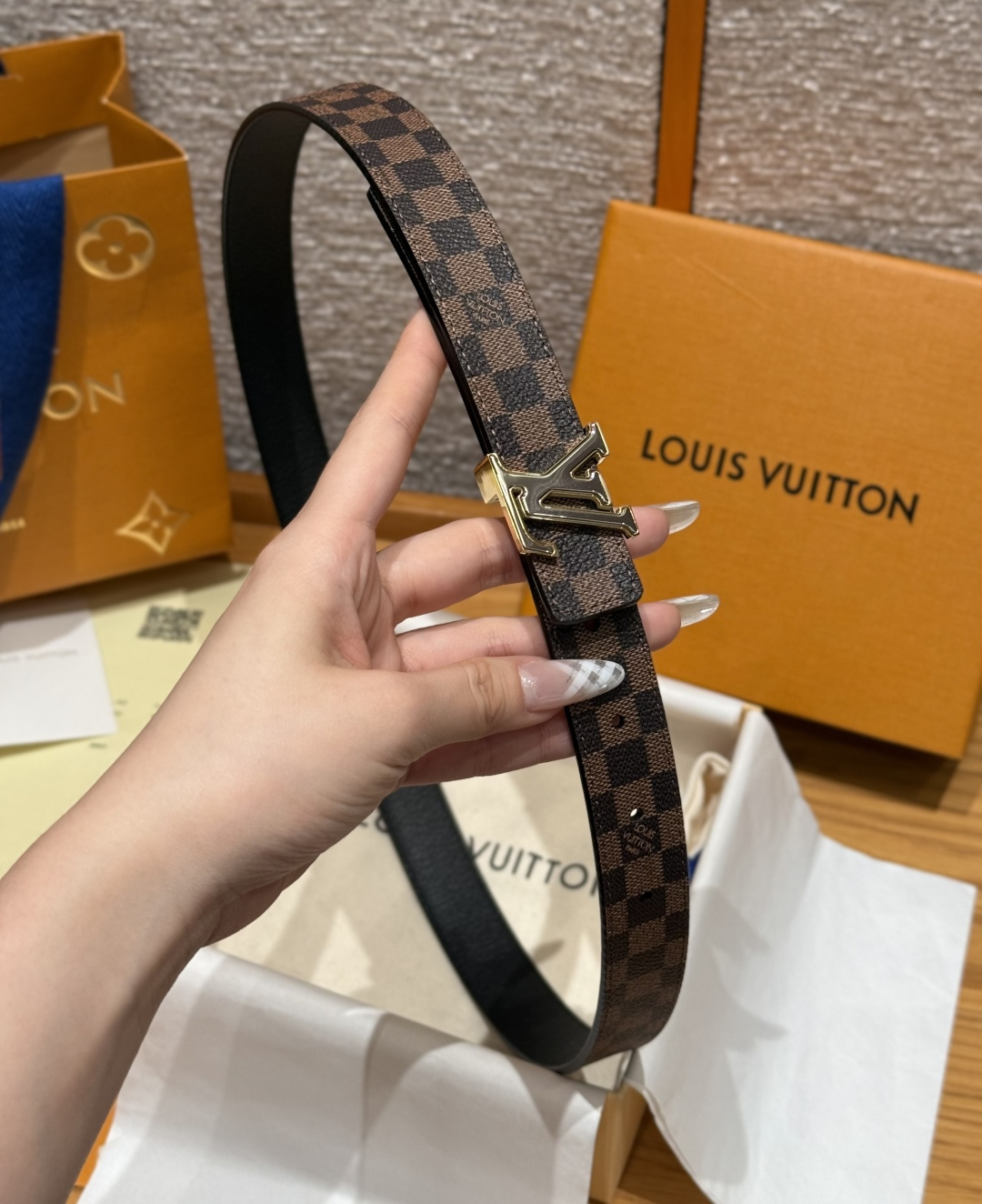 LV 루이비통 아이코닉(ICONIC) 25mm 양면 리버시블 벨트