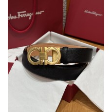 페라가모(Ferragamo) 양면 조절식 Gancini 간치니 해머드 레더 벨트