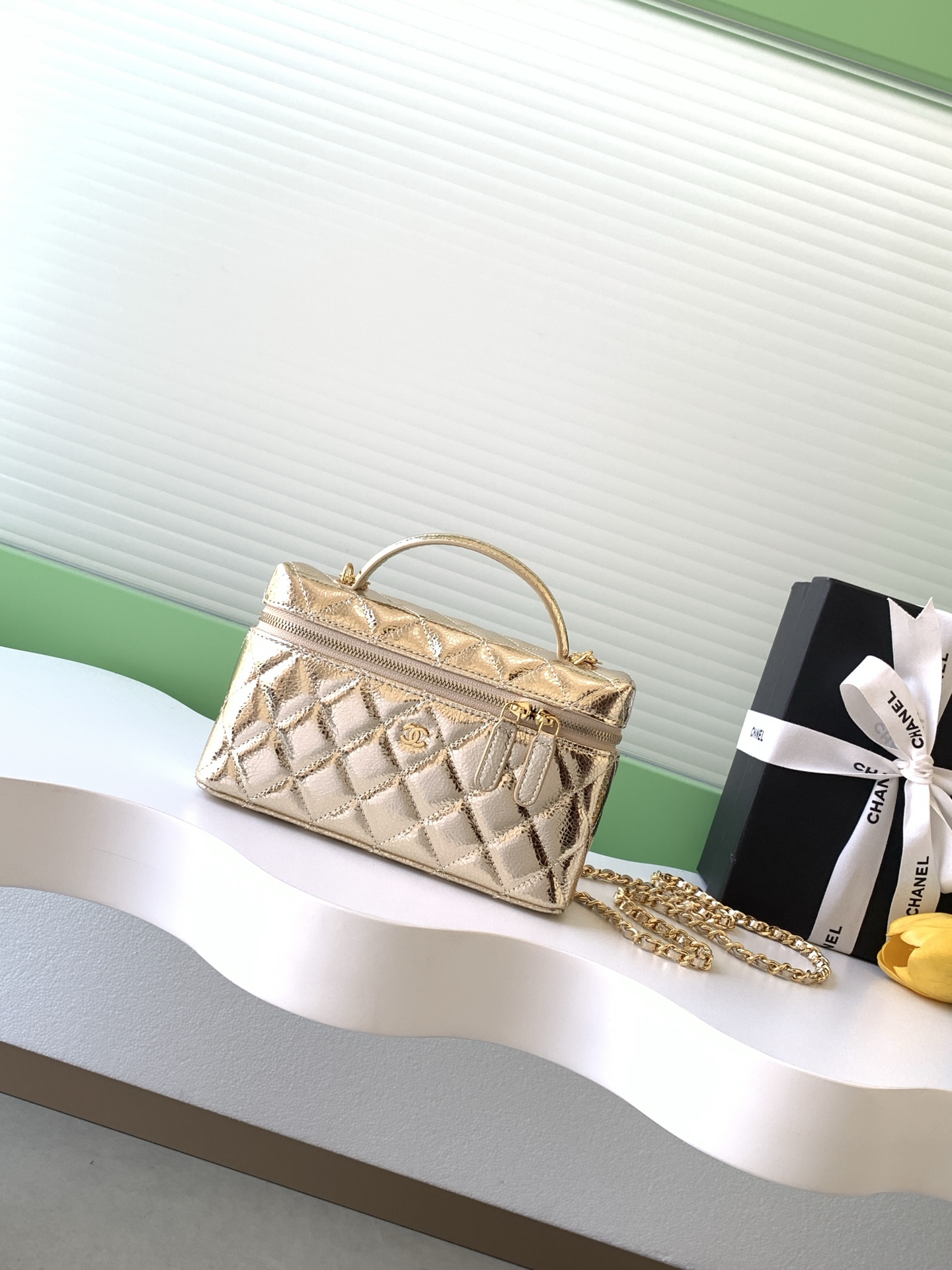 샤넬(CHANEL) 26X 크리스마스 한정판 골드 LP백 숄더백 가방