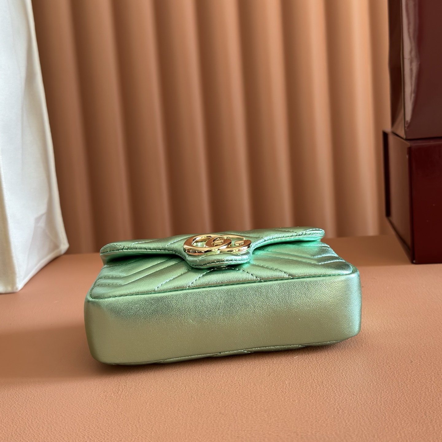 구찌(GUCCI) GG Marmont 마몽 마틀라세 미니백 가방