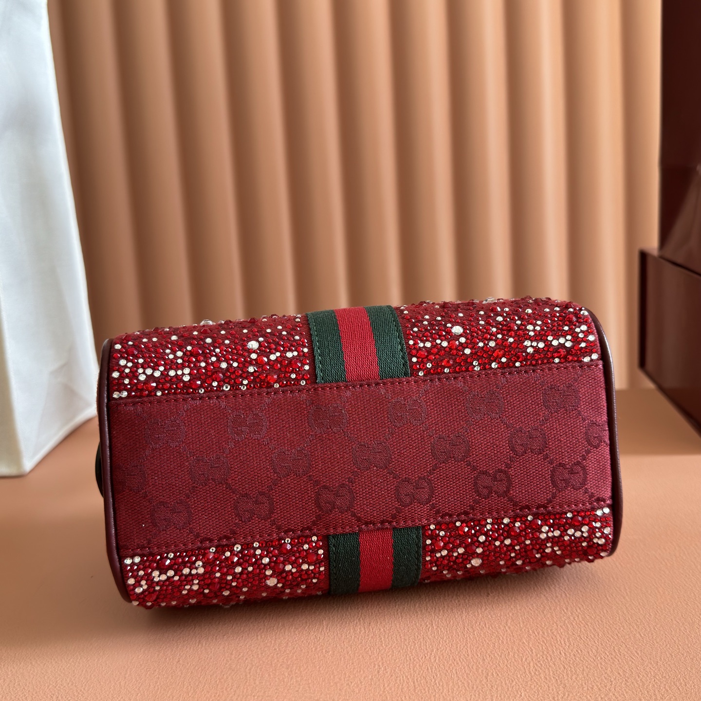 구찌(GUCCI) 오피디아(Ophidia) 그라데이션 크리스탈 미니 백 토트백 숄더백 가방