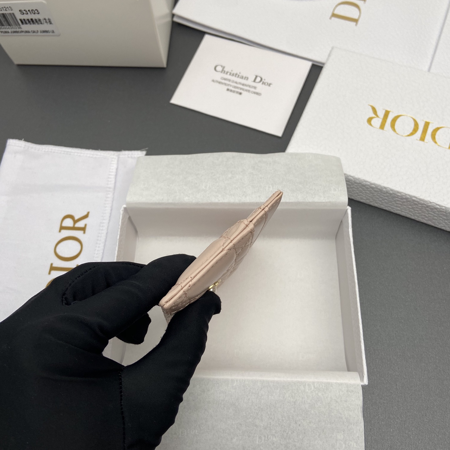 디올(DIOR) 졸리 프리지아 Jolie Freesia 카드 지갑 홀더