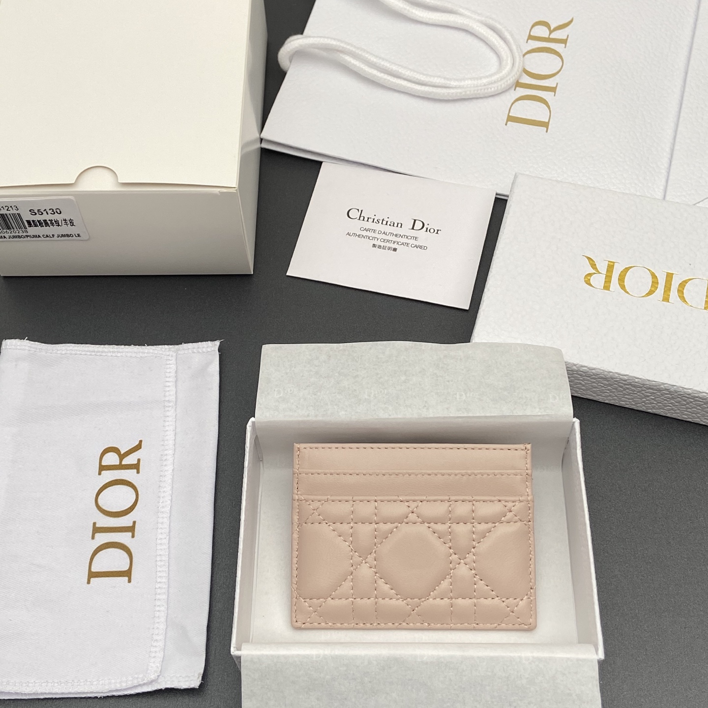 디올(DIOR) 카로 프리지아 Caro Freesia 카드 지갑 홀더