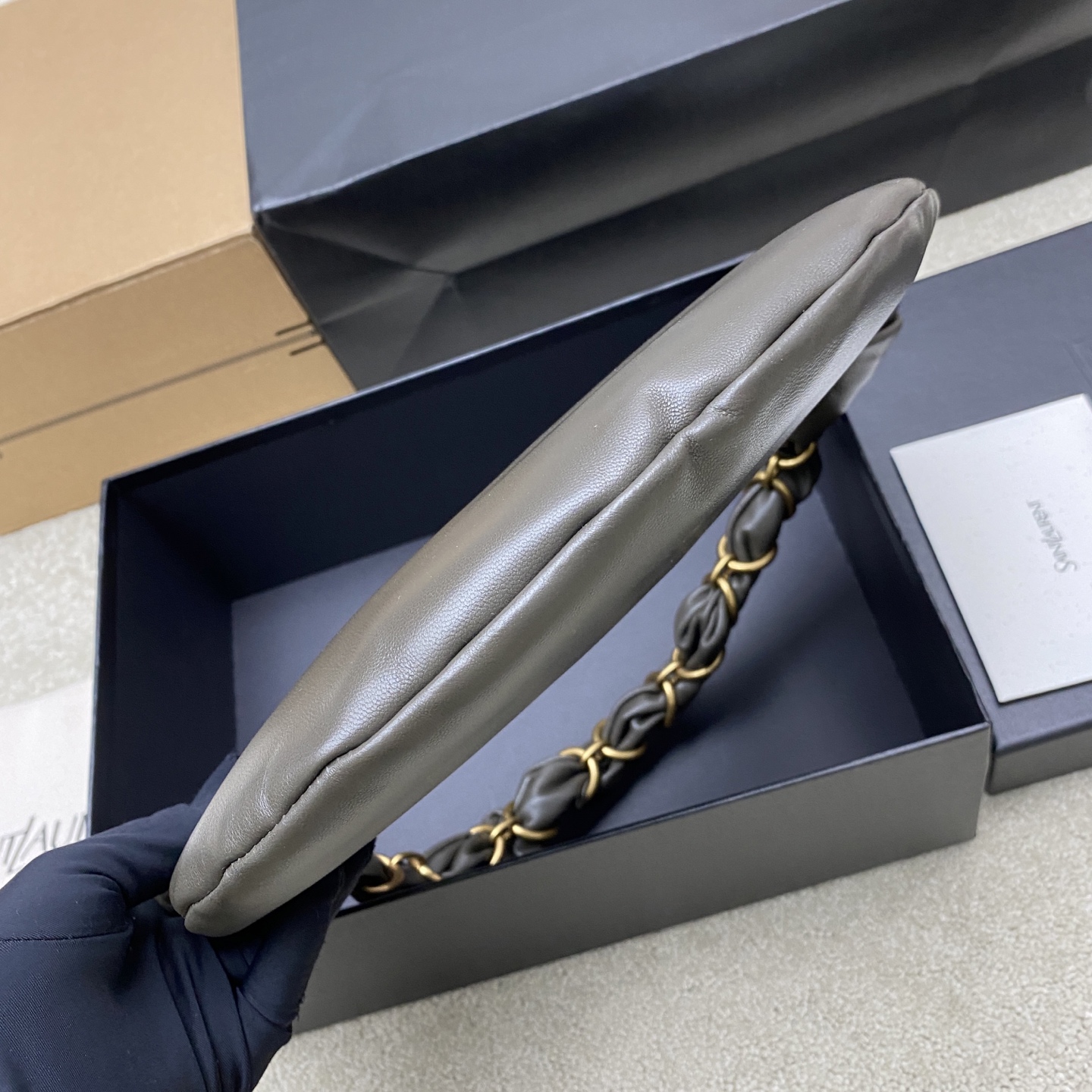 생로랑(YSL) 아마리아(Amalia) 미니 핸드백 가방