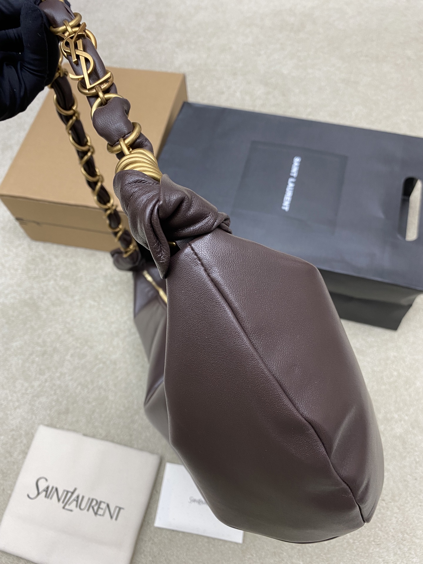 생로랑(YSL) 아마리아(Amalia) 호보백 핸드백 가방