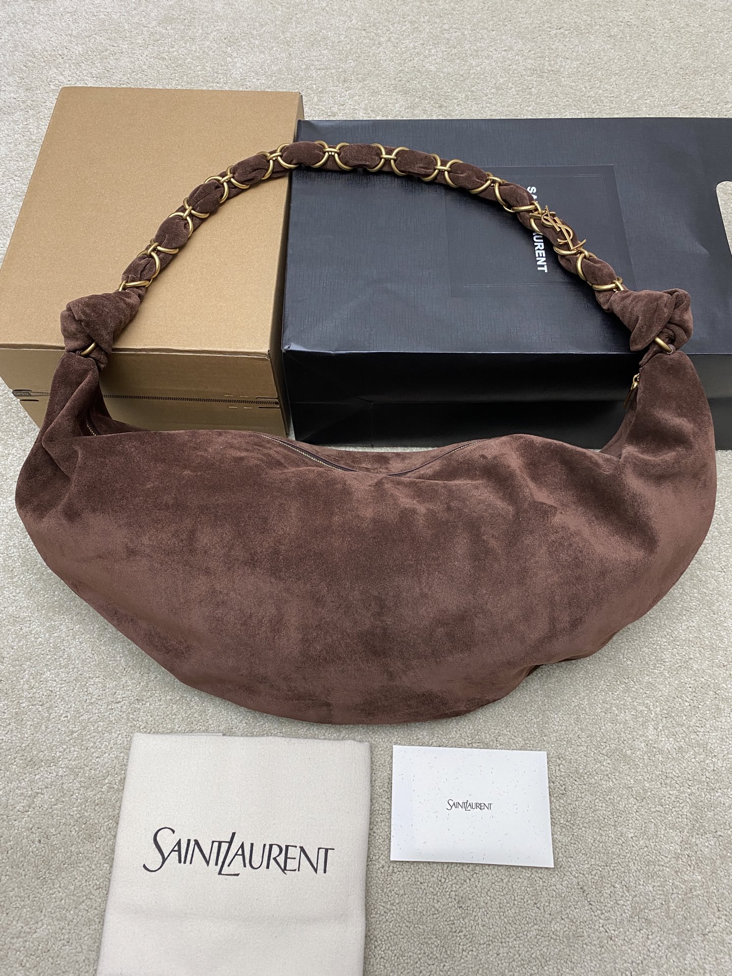 생로랑(YSL) 아마리아(Amalia) 매트 커피 호보백 가방