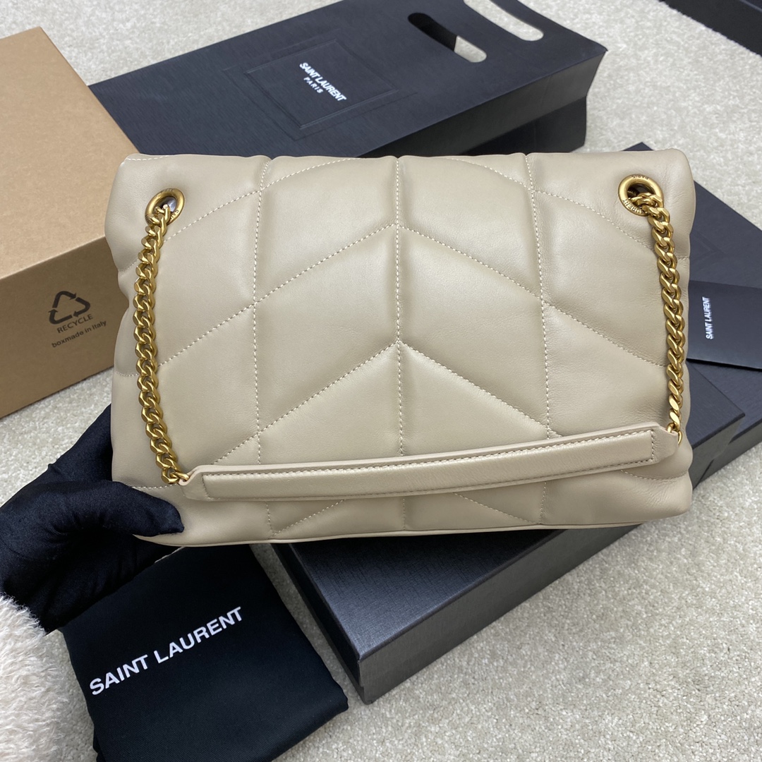 생로랑(YSL) 루루 푸퍼(Loulou Puffer) 미디움 밀크 아몬드 숄더백 가방