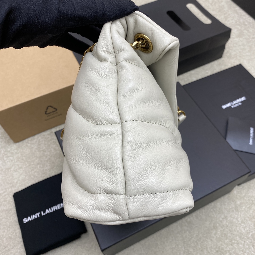 생로랑(YSL) 루루 푸퍼(Loulou Puffer) 미디움 크림 화이트 (빈티지 골드) 숄더백 가방