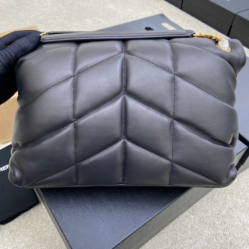 생로랑(YSL) 루루 푸퍼(Loulou Puffer) 라지 블랙 (골드) 숄더백 가방