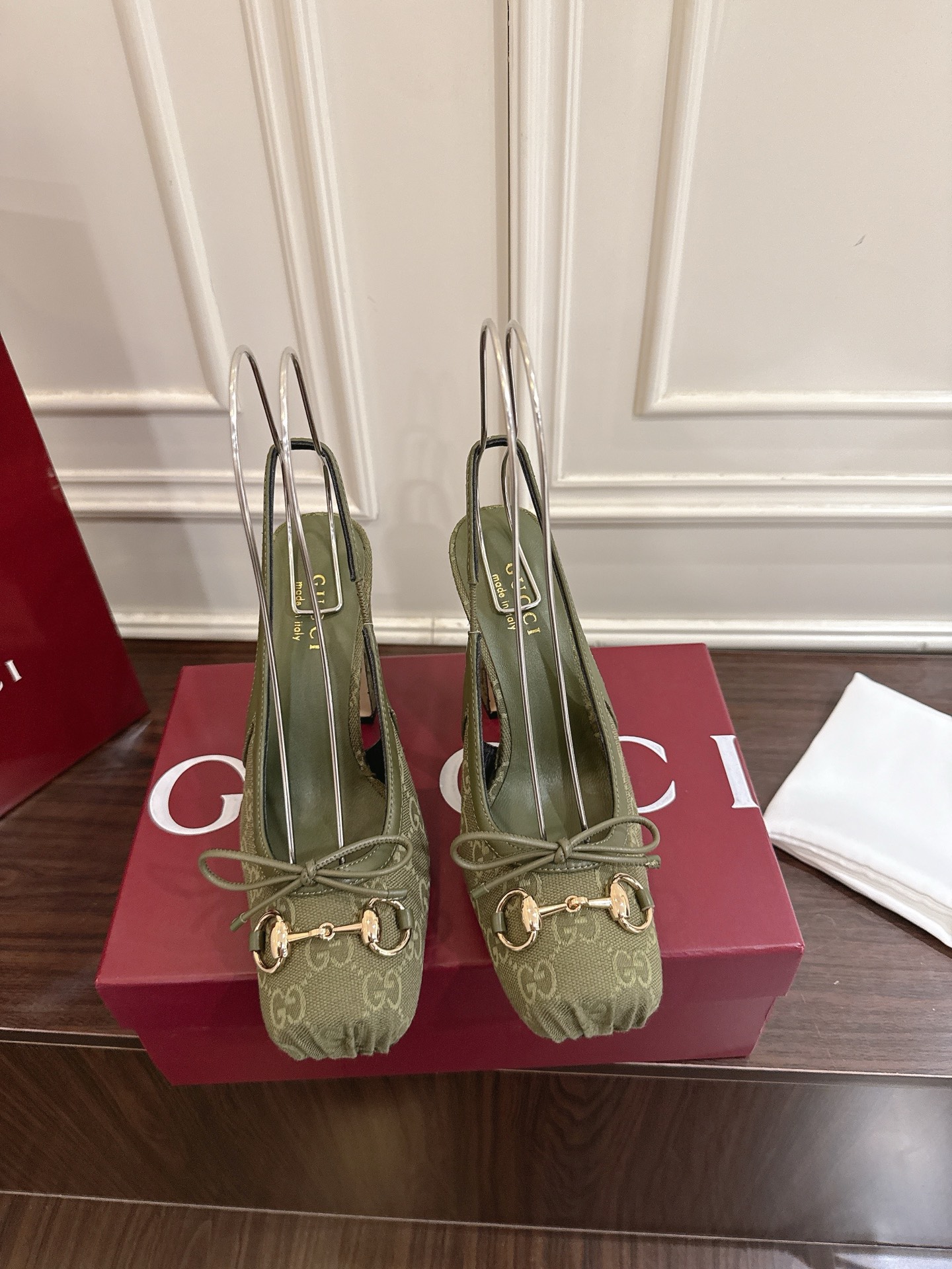 구찌(GUCCI) Horsebit 스트랩 하이힐 슈즈 신발