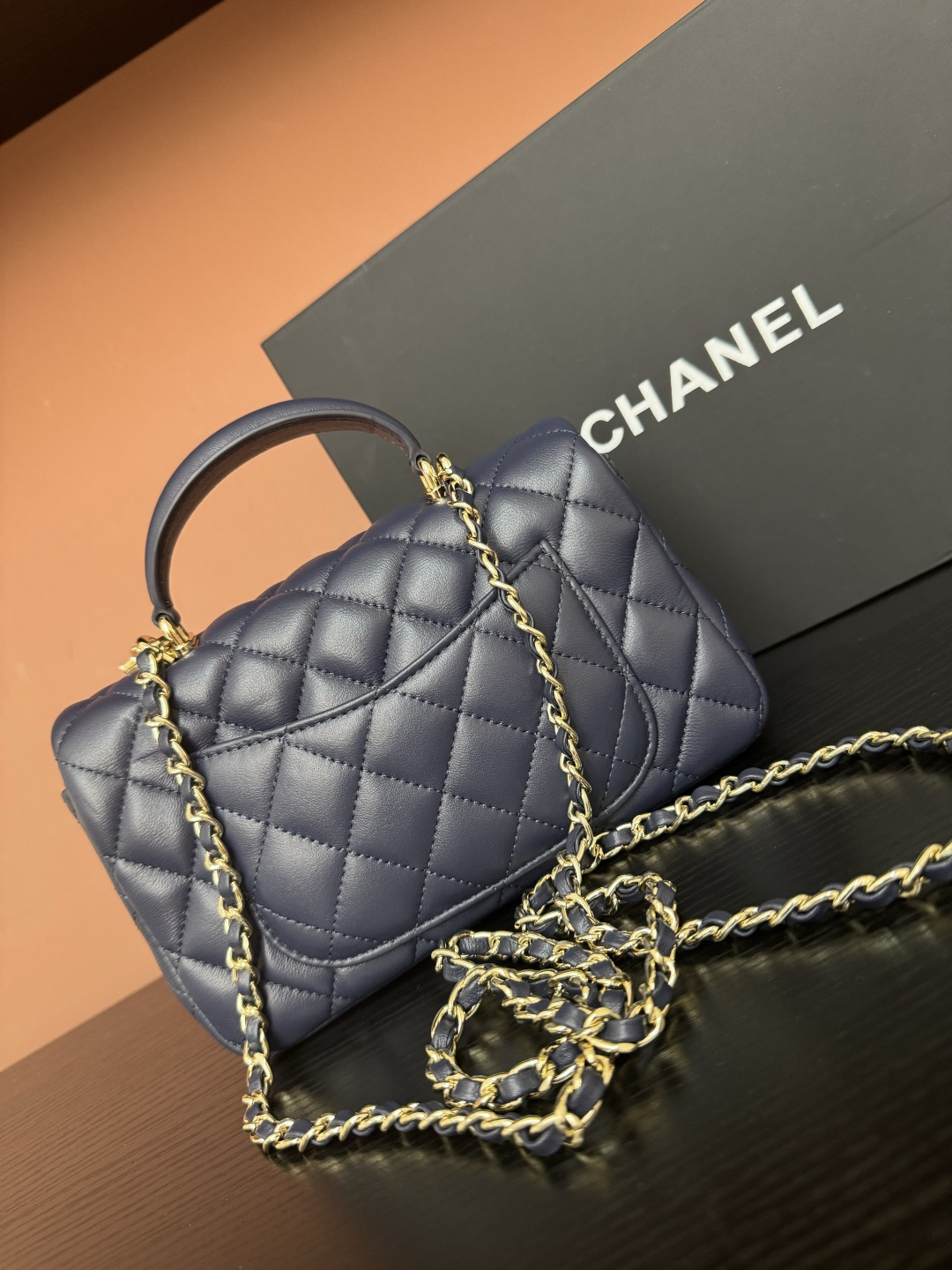 샤넬(CHANEL) 25K 버터플라이 다이아몬드 핸들 CF 미니 (로얄 블루) 토트백 숄더백 가방