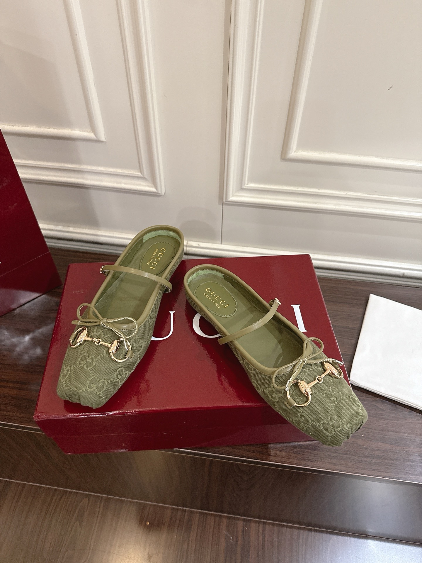 구찌(GUCCI) Horsebit 뮬 슈즈 신발