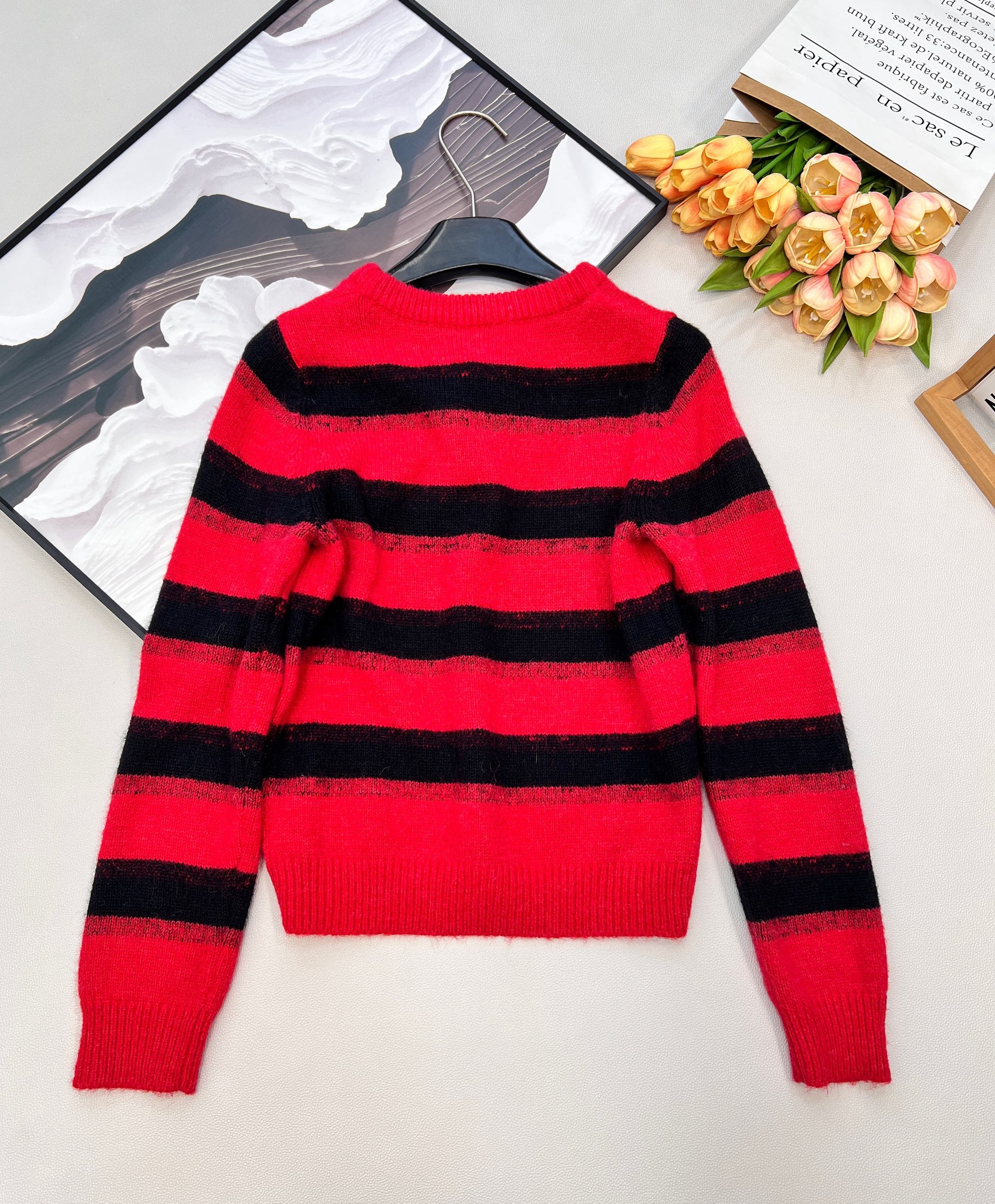 디올(DIOR) CD 스트라이프 별 레터링 자카드 긴팔 니트 의류