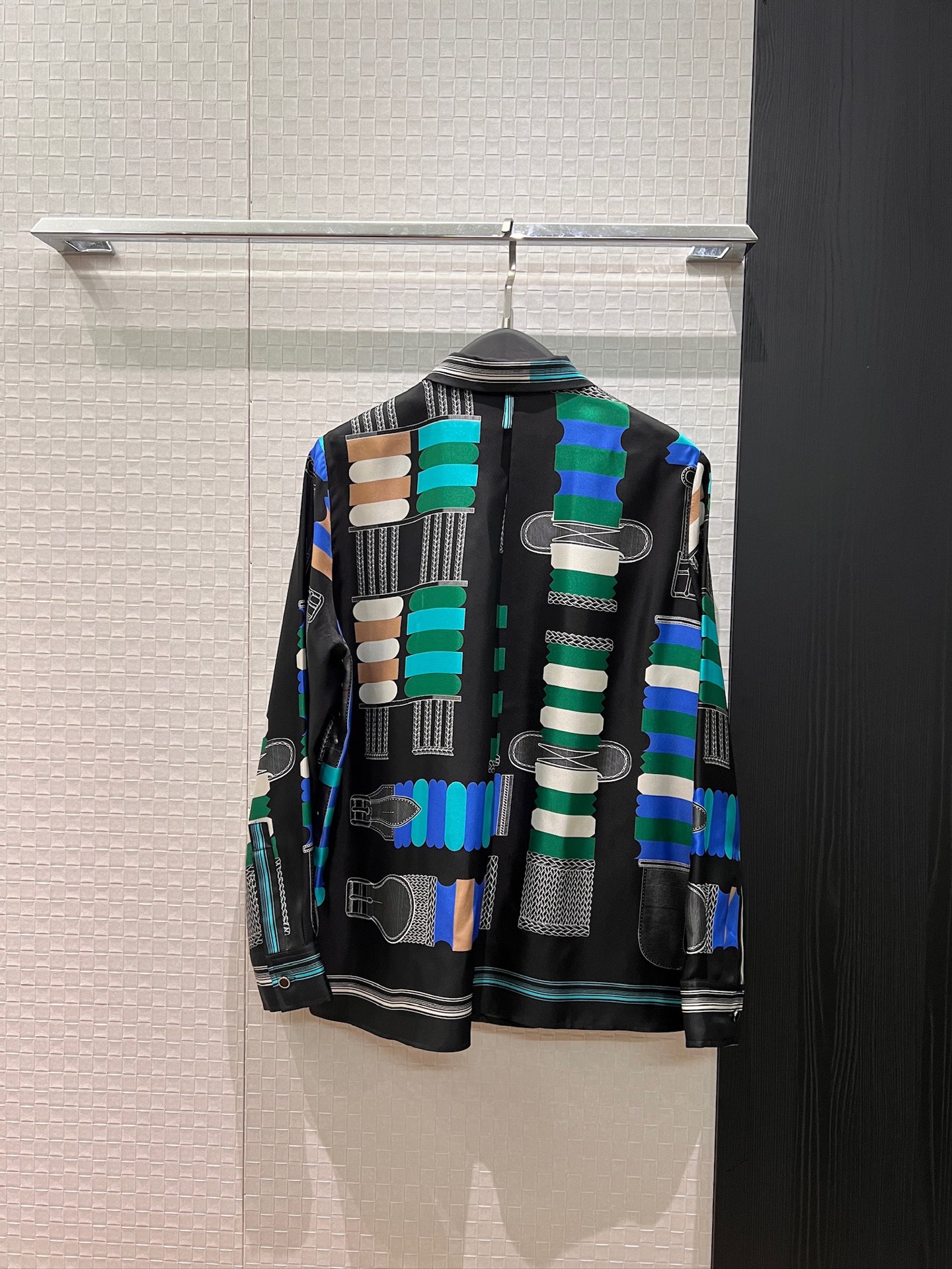 Hermes 에르메스 로고 프린트 실크 트윌 셔츠 의류