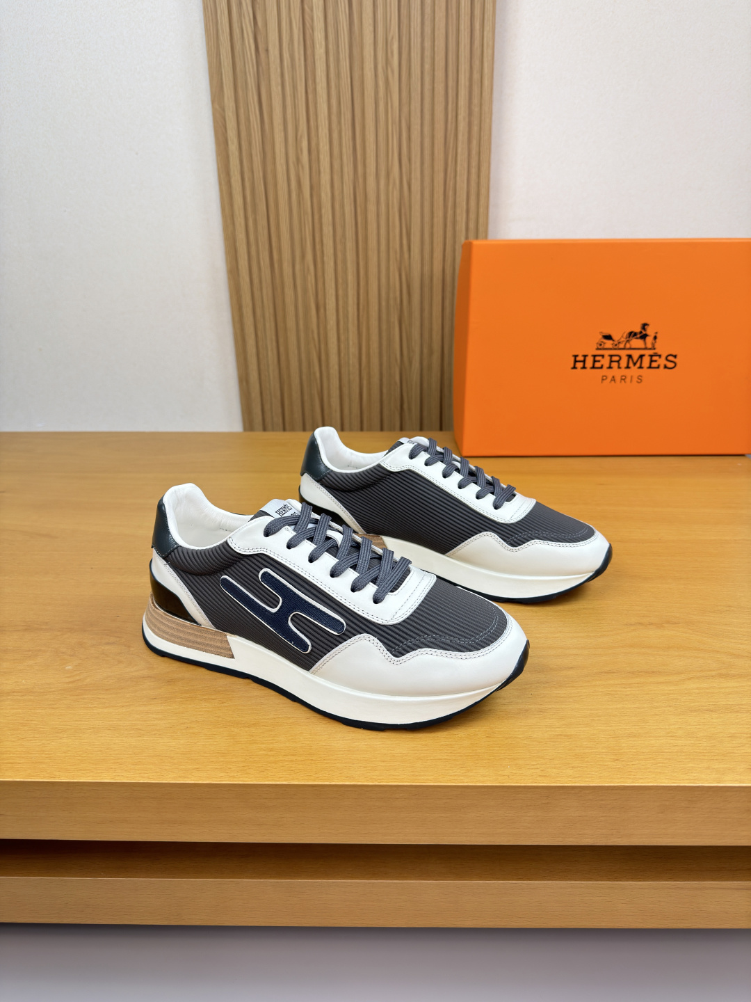 에르메스(HERMES) 하이엔드 캐주얼 스니커즈 신발