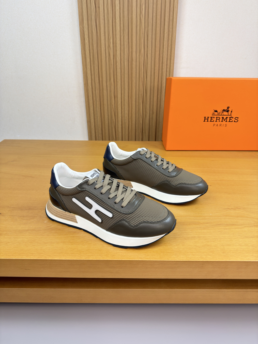 에르메스(HERMES) 하이엔드 캐주얼 스니커즈 신발