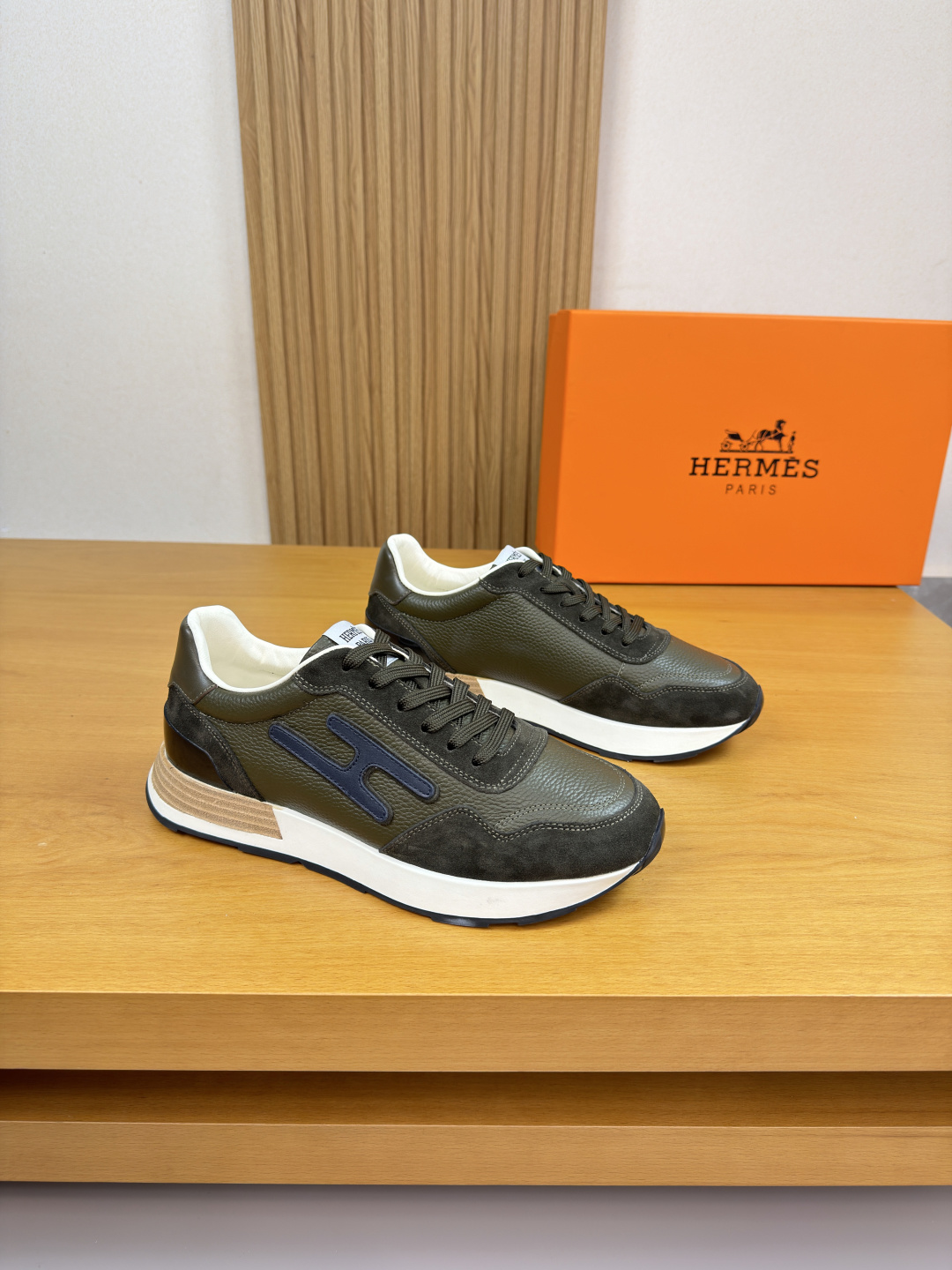 에르메스(HERMES) 하이엔드 콤비 캐주얼 스니커즈 신발