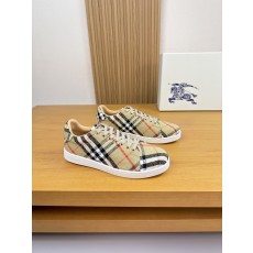 버버리(BURBERRY) 하이엔드 캐주얼 스니커즈 신발