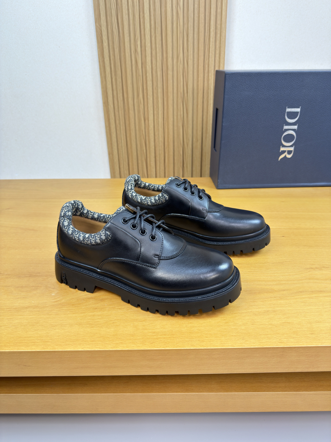 디올(DIOR) 하이엔드 콤비 드레스 슈즈 구두 신발