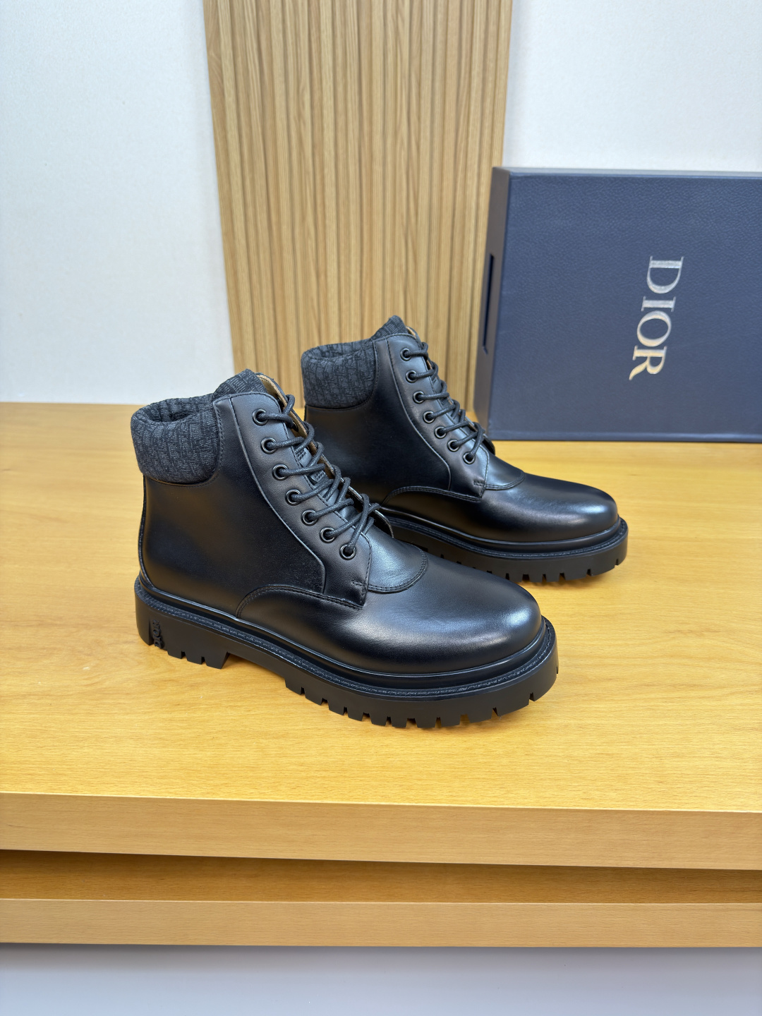 디올(DIOR) 하이엔드 콤비 하이탑 드레스 슈즈 구두 신발