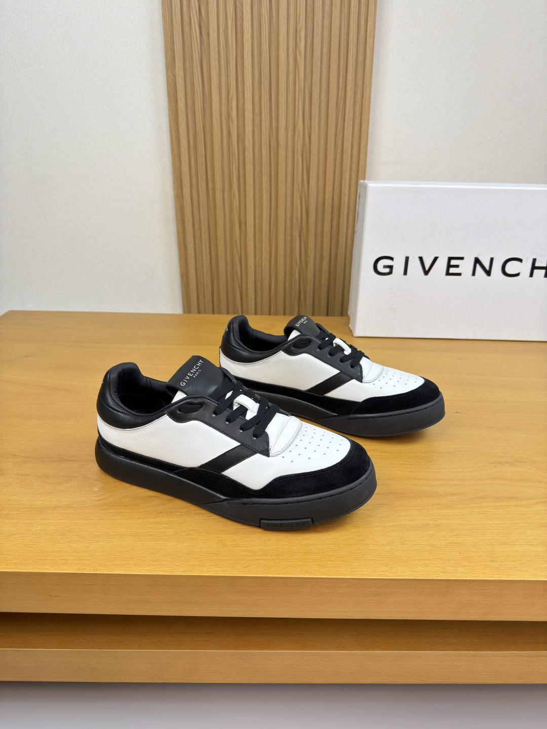 지방시(GIVENCHY) 하이엔드 콤비 캐주얼 스니커즈 신발